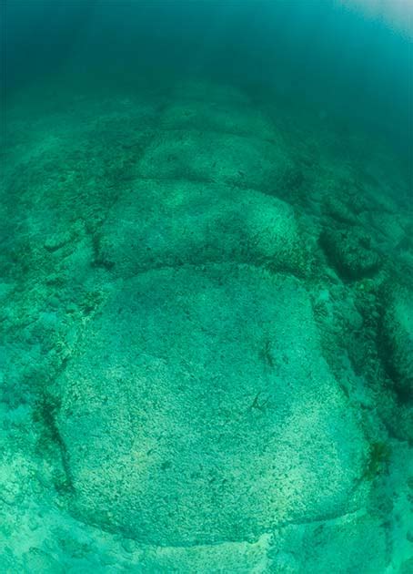 The Mysteries of the Bimini Road: Ancient, Underwater... and Artificial ...