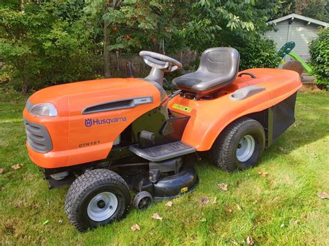 Husqvarna CTH 151 Ride On Lawn Mower Tractor Excellent Condition