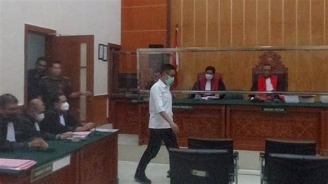 AKBP Dody Prawiranegara Dituntut 20 Tahun Penjara Ibu Dan Istri Tak