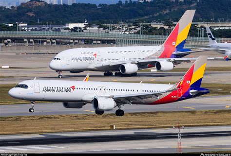 Hl Asiana Airlines Airbus A Nx Photo By Gz T Id