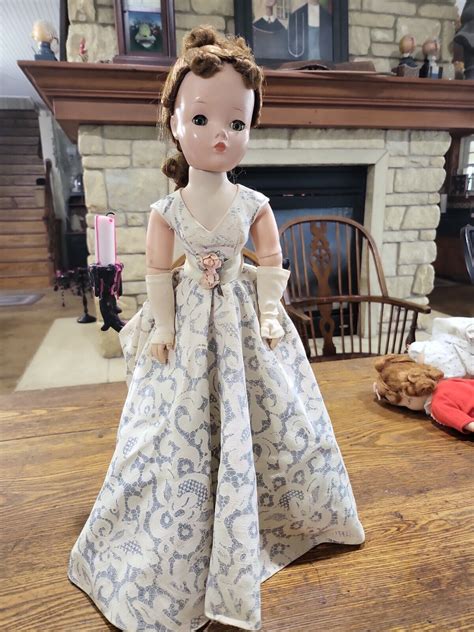 Pretty 1950s Madame Alexander 20 Cissy Doll In Dressed Fro The Opera