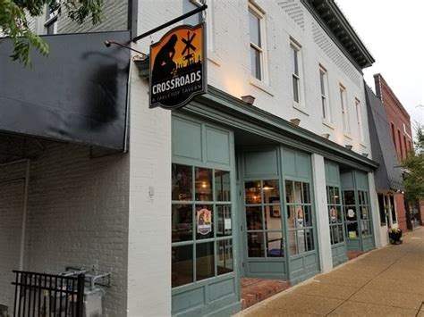 CROSSROADS TABLETOP TAVERN, Manassas - Updated 2024 Restaurant Reviews ...