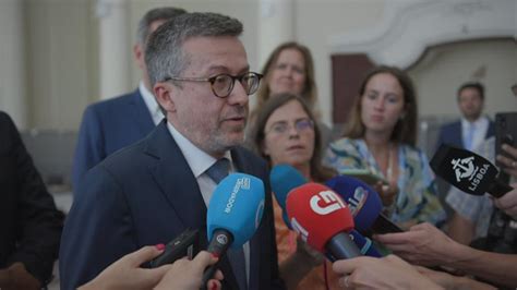 Carlos Moedas Desvaloriza Epis Dio De Instala O De Passadeira De Notas