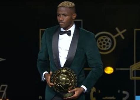 CAF Awards 2023 Victor Osimhen Remporte Le Titre De Joueur Africain