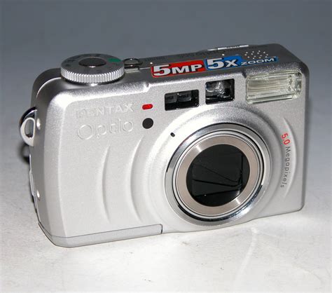 Pentax Optio 555 5MP Digital Camera Silver 9583