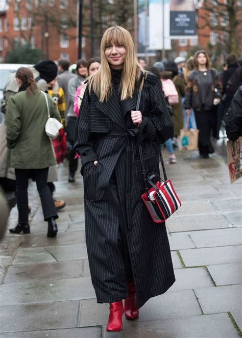 All The Best Street Style At London Fashion Week Aw18 London Fashion