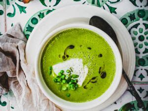 Soupe aux petits pois facile découvrez les recettes de Cuisine Actuelle