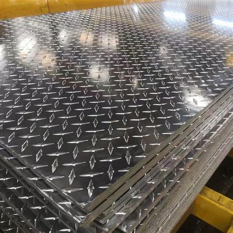 Stainless Steel Pattern Plate Anti Skid Diamond Tread