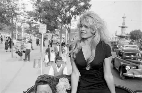 Brigitte Bardot On The Set Of Julien Duvivier S Film La Femme Old