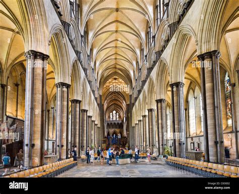 Nave Of Salisbury Cathedral Salisbury Wiltshire England Uk Stock