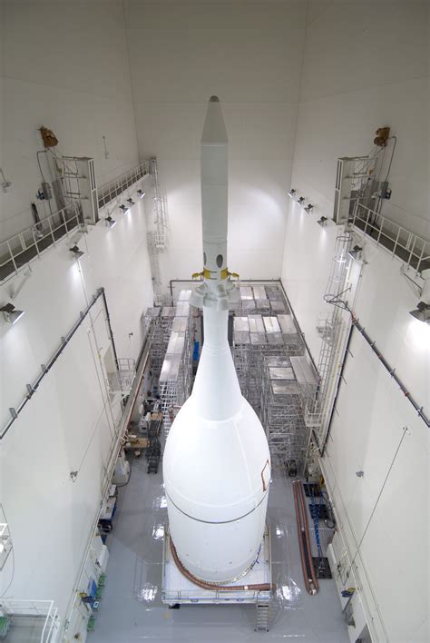 NASA S 1st Orion Complete And Ready To Roll To Launch Pad Universe Today