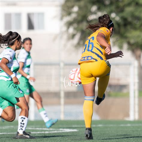 Natalia Mu Oz Santos Laguna Vs Tigres Femenil Sub J