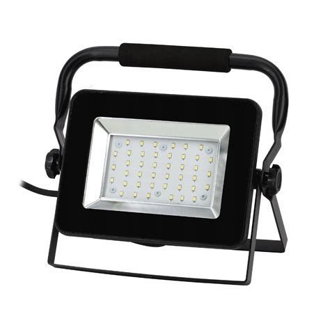 Naświetlacz LED przenośny 30W IP65 6000K wtyczka C65 R LFS 030BL 6K