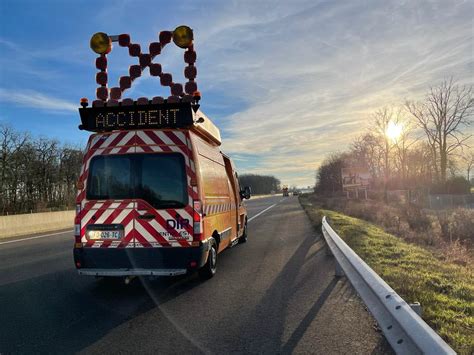 Saint Léger lès Paray Sortie de route sur la RCEA une quinzaine de