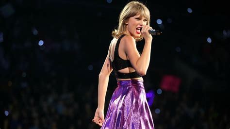 Taylor Swift Wins Emmy for Interactive Video – The Hollywood Reporter