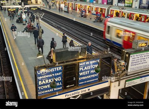 london november earls court station busy london underground station south west