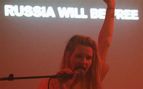 Pussy Riot Inicia Gira En Europa Para Enviar Fondos De Apoyo A Rusia