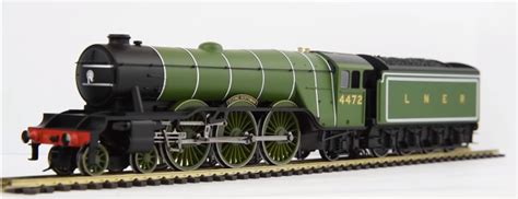 Hornby Railroad Flying Scotsman- R3086, Review and buy links