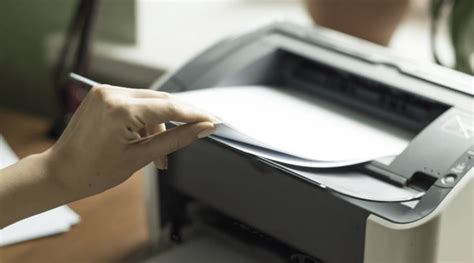 10 Cara Mengatasi Kertas Nyangkut Di Printer Jangan Sampai Rusak