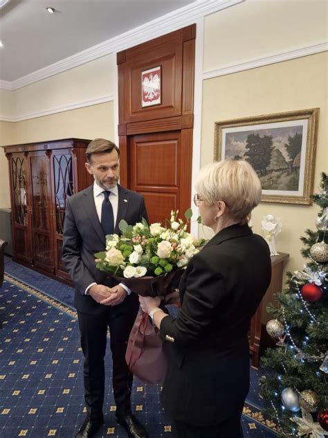 Jubileusz Setnych Urodzin Obchodzi A Mieszkanka Gminy Ciechanowiec Pani