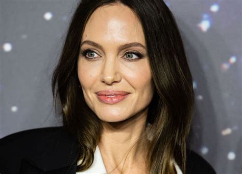 Motivul pentru care Angelina Jolie nu se poate uita la filmele în care