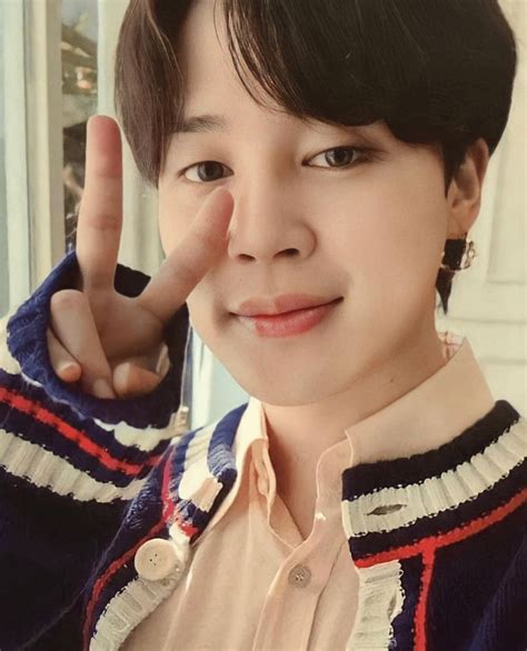 Bts 커뮤니티 포스트 ジミンさんお誕生日おめでとうございます🥳 親愛なる🫶尊敬する貴方が この一年笑顔で😄いられますように🙏 釜山コンサートは事故やケガや病気ないように 無事に終わり