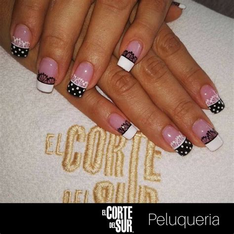 Manicure Tus manos son tu mejor carta de presentación Este bello