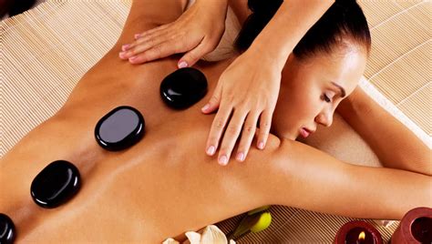 Hot Stone Massage The Colon Hydrotherapy Academy