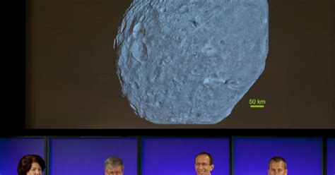 Asteroid Vesta Surface Stuns Scientists Cbs News