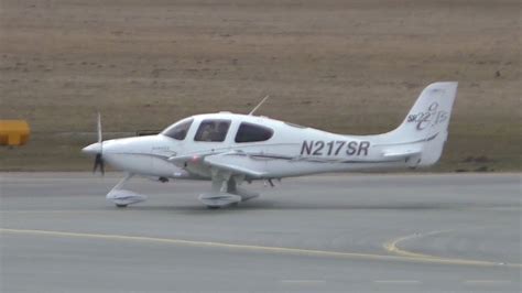 Cirrus SR22 landing at Graz Airport | N217SR - YouTube