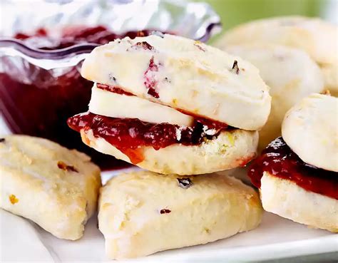 Almond Shortbread Biscuits Recipe