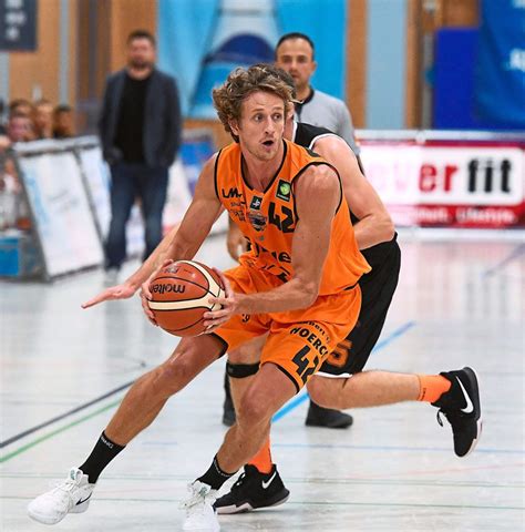 Basketball Wiha Panthers Reisen Zum Spitzenspiel Wiha Panthers