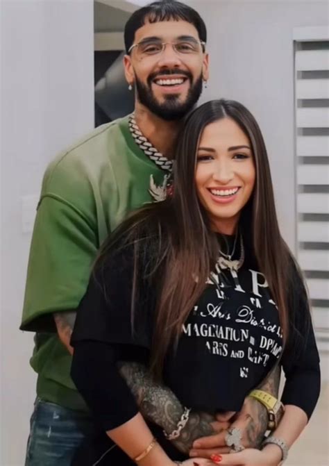 Anuel AA estaría esperando su 4to hijo con Laury Saavedra