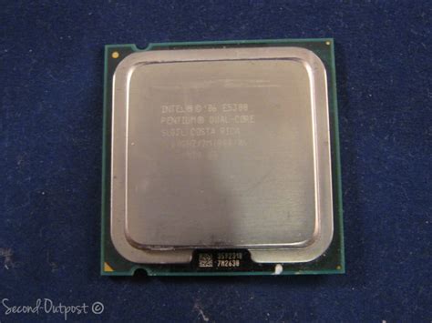 Intel E5300 Pentium Processor (2M Cache, 2.60 GHz, 800 MHz FSB)