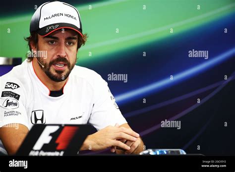 Fernando Alonso Esp Mclaren In The Fia Press Conference Japanese