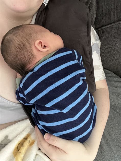 how to get a newborn to sleep 9