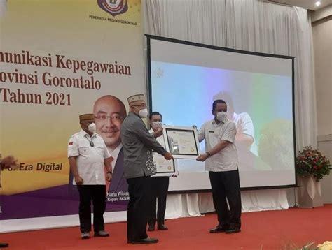 Pemkab Gorontalo Raih BKN Award Terbaik III Nasional Pemerintah