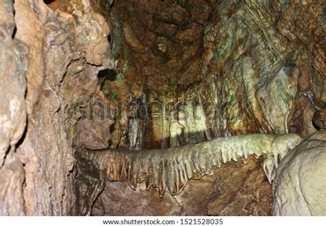 5 Linville Caverns Nc Images, Stock Photos & Vectors | Shutterstock