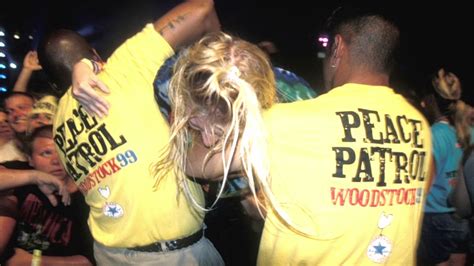 “trainwreck Woodstock ‘99” La Historia De Cómo El Famoso Festival Se