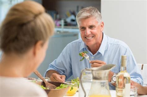 Mealtime Tips To Get The Nutrition You Need Age Uk Mobility