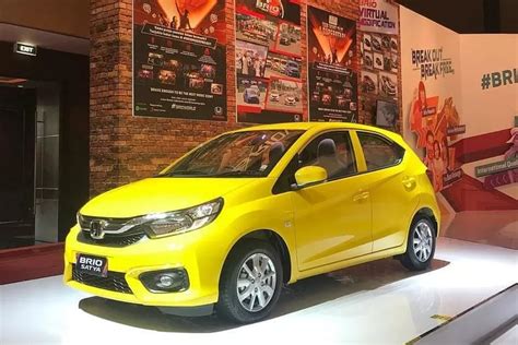 Canggih Abis Honda Brio Satya E Cvt Punya Fitur Modern Yang Bikin Iri