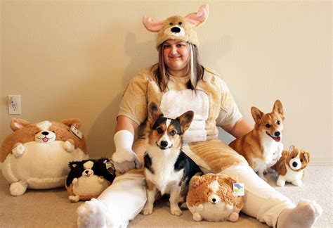 Best Corgi Costume Entourage Ever! | Corgi costume, Corgi, Adorable