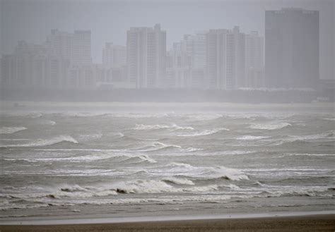 Tifón Doksuri Toca Tierra En China Tras Causar Deslaves Letales En