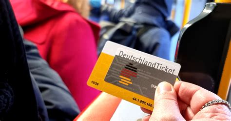 Deutschlandticket Neue Zusatztickets In Nrw Ab Juli