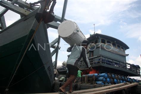 PEKERJA SEKTOR INFORMAL ANTARA Foto