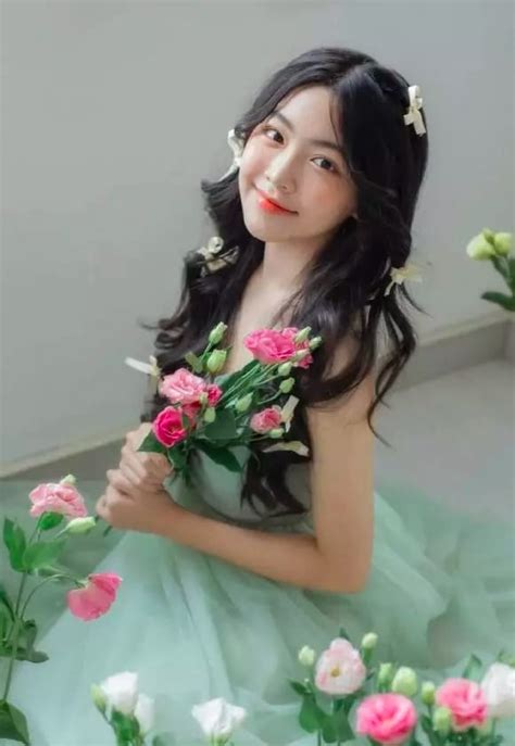 Trending 5 11 có gì hot Thùy Tiên bị khởi kiện trend nhảy đón giáng sinh no 1 TikTok