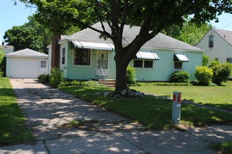 3012 Clyde Park Ave Sw Wyoming Mi 49509 Mls 19026487 Redfin