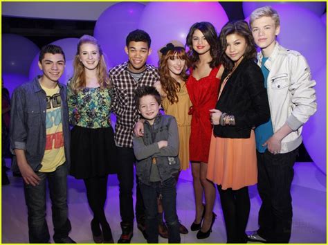 Selena Gomez Shake It Up Performance Pics And Video Photo 409531