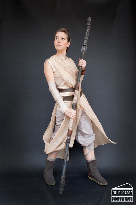 The 30 Best Rey Skywalker Cosplays We've Ever Seen (Most Beautiful ...