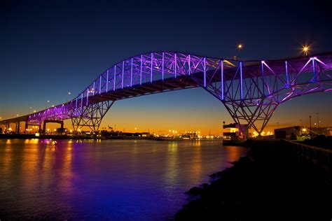 harbor-bridge-corpus-christi - Texas State Aquarium